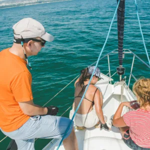 Sails: 3 hours of sailing practice